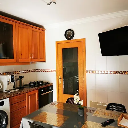 Апартаменты С Двумя Спальнями Apartment *